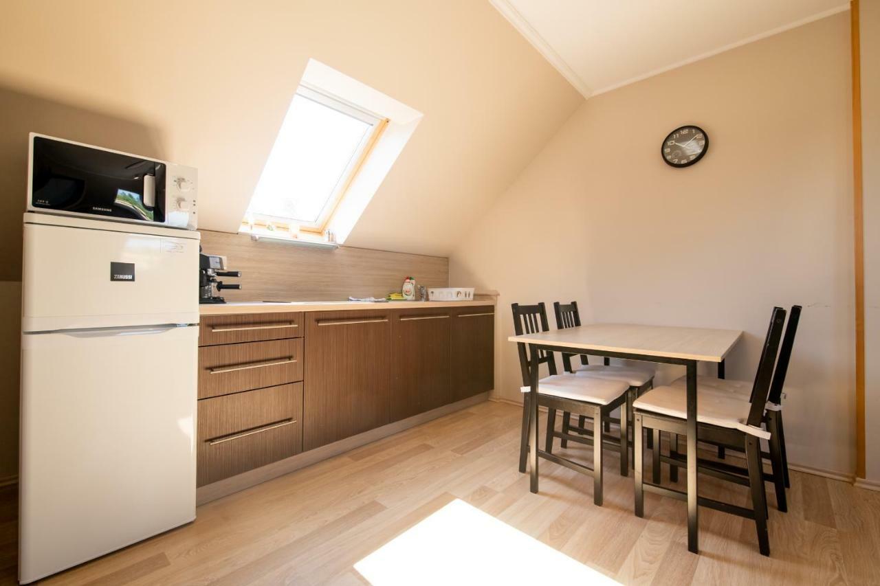 Dunazug Apartmanhaz Domos Ngoại thất bức ảnh